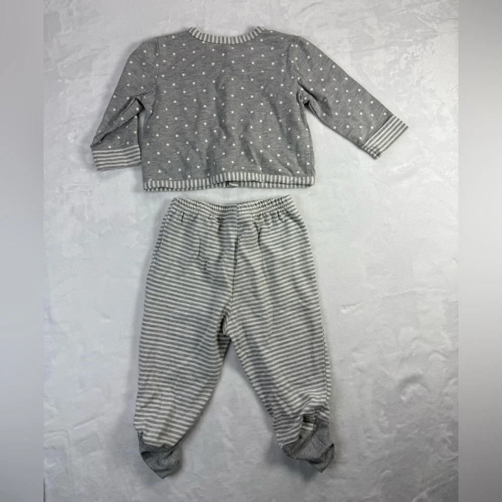 Calvin Klein‎ 2 Piece Gray Pajama Set with Polka Dots and Stripes 3-6M